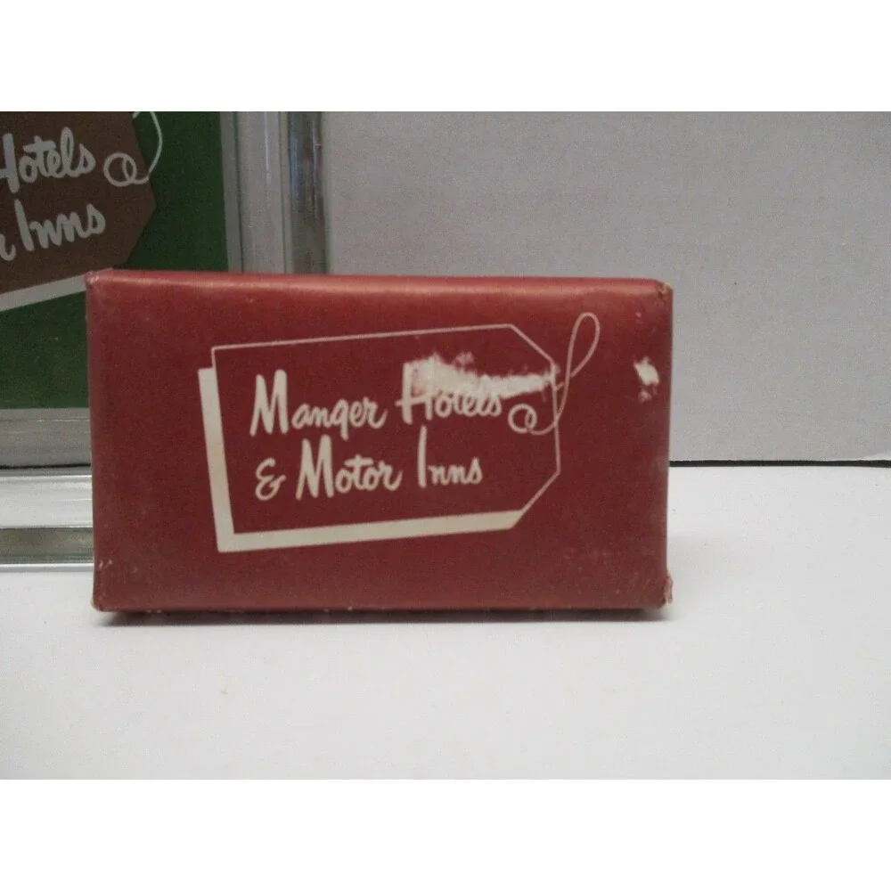 Vintage Advertising Ashtray Glass Manger Hotels and Motor Inns And Soap Bars